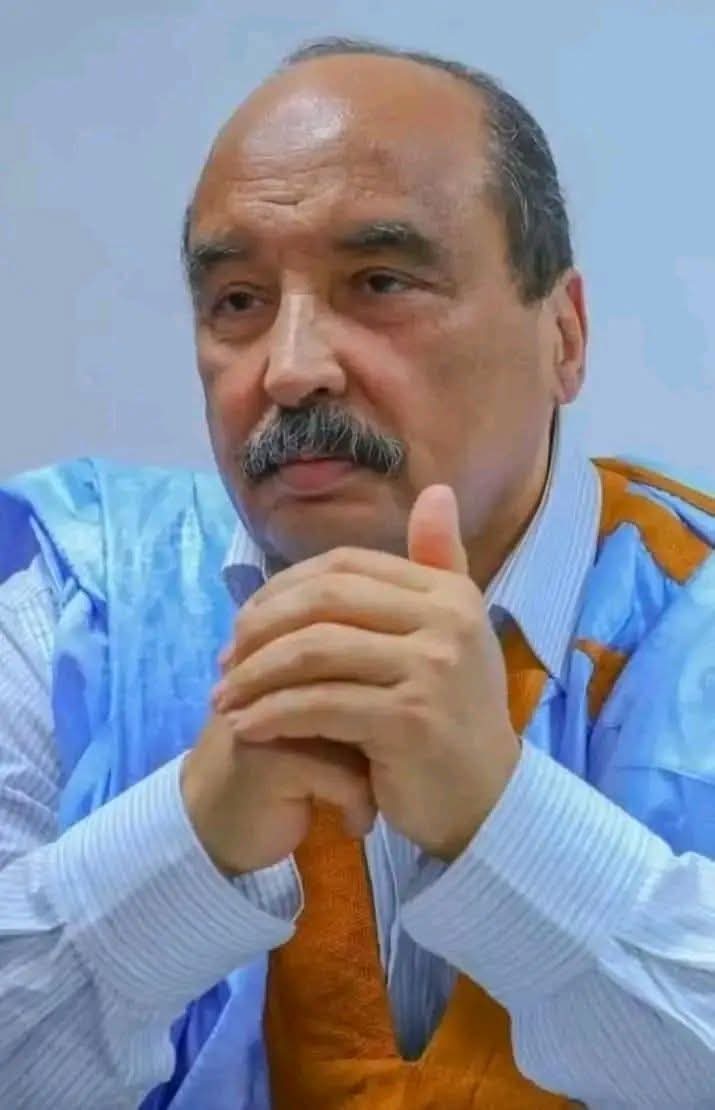 نقل الرئيس السابق محمد ولد عبد العزيز إلى عيادة خاصة في نواكشوط