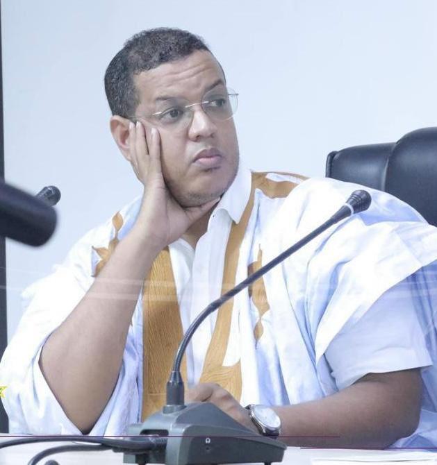 حزب "تحدي" يرفض دعوات المأمورية الثالثة ويحذر من المساس بالتداول السلمي على السلطة