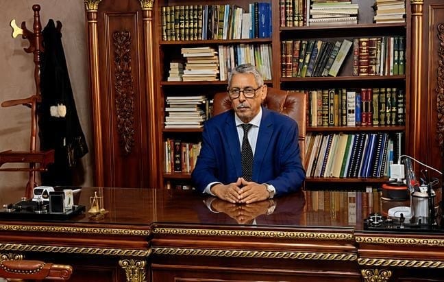 نقيب المحامين ومصرف شنقيط يتبادلان المواقف بشأن تنفيذ حكم قضائي