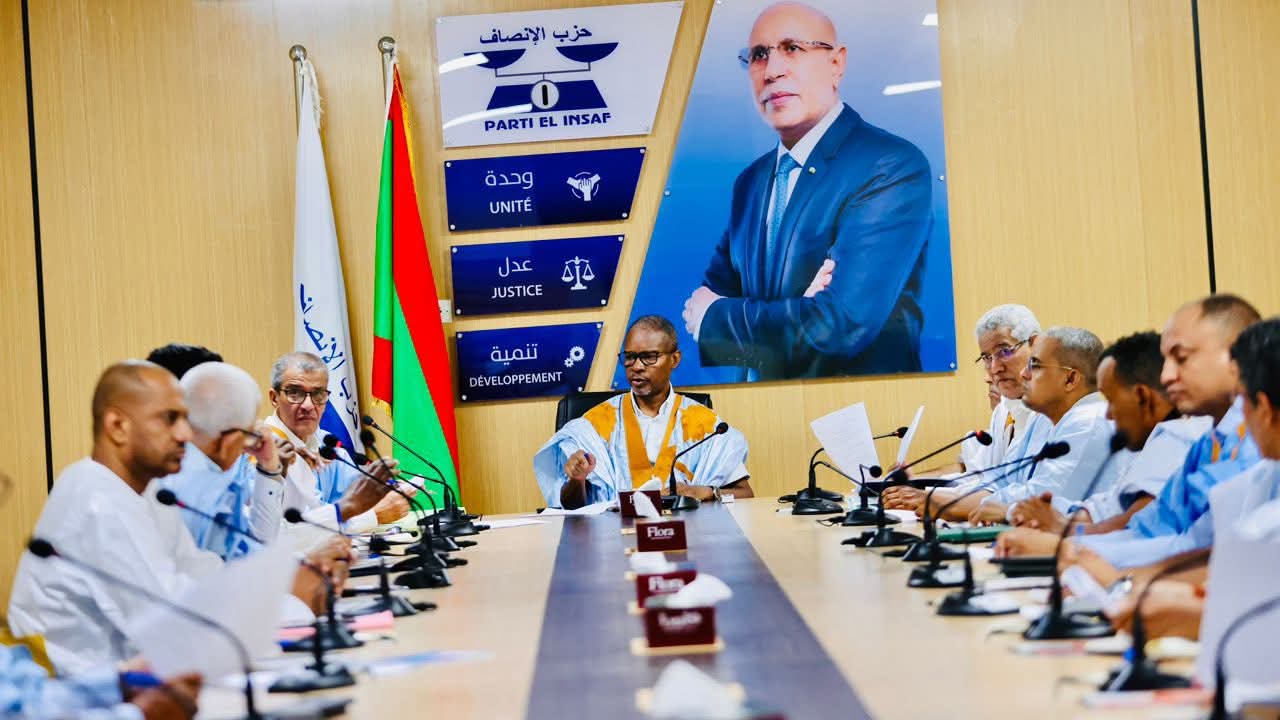 أحزاب الأغلبية تعتمد ردا موحدا على وثيقة الحوار الوطني