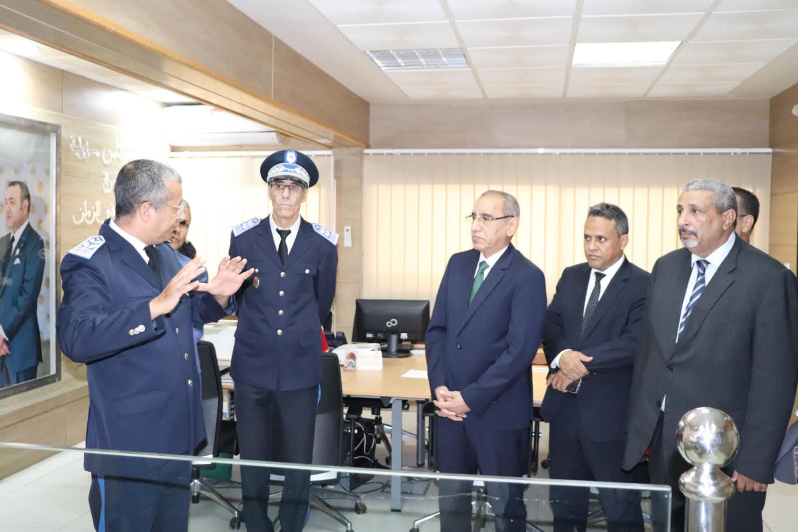 وزير الداخلية يطلع على تجربة معهد الشرطة المغربي في التكوين الأمني