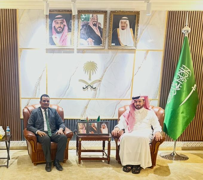 نقيب الصحفيين الموريتانيين يبحث مع السفير السعودي التعاون في مجال الإعلام