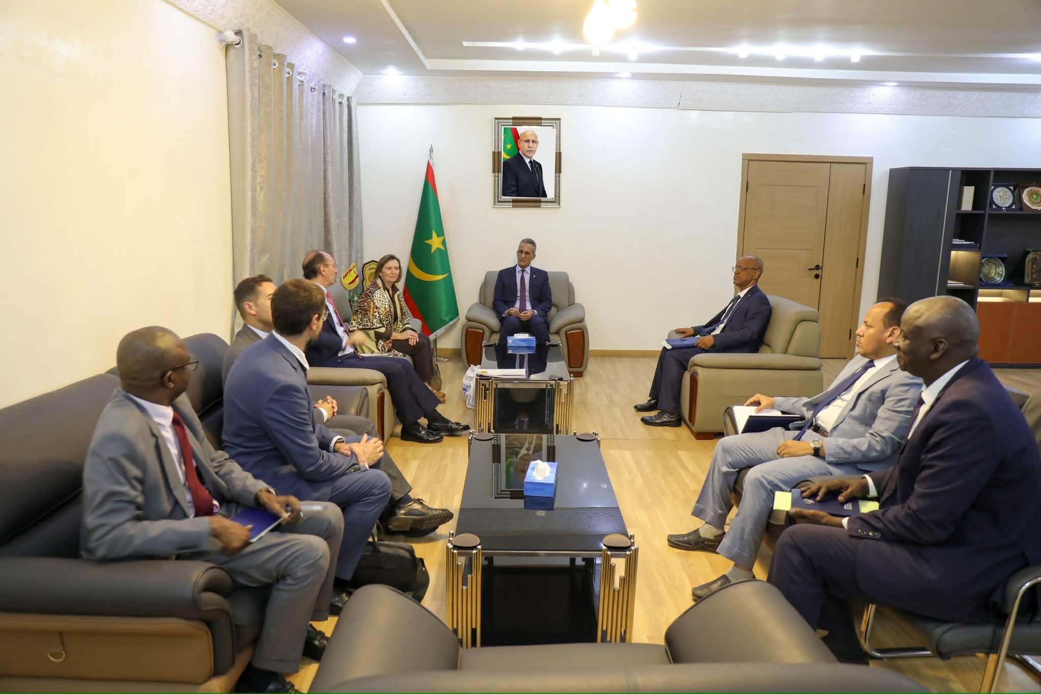 موريتانيا وإسبانيا تبحثان تعزيز التعاون في التكوين والبنى التحتية البحرية