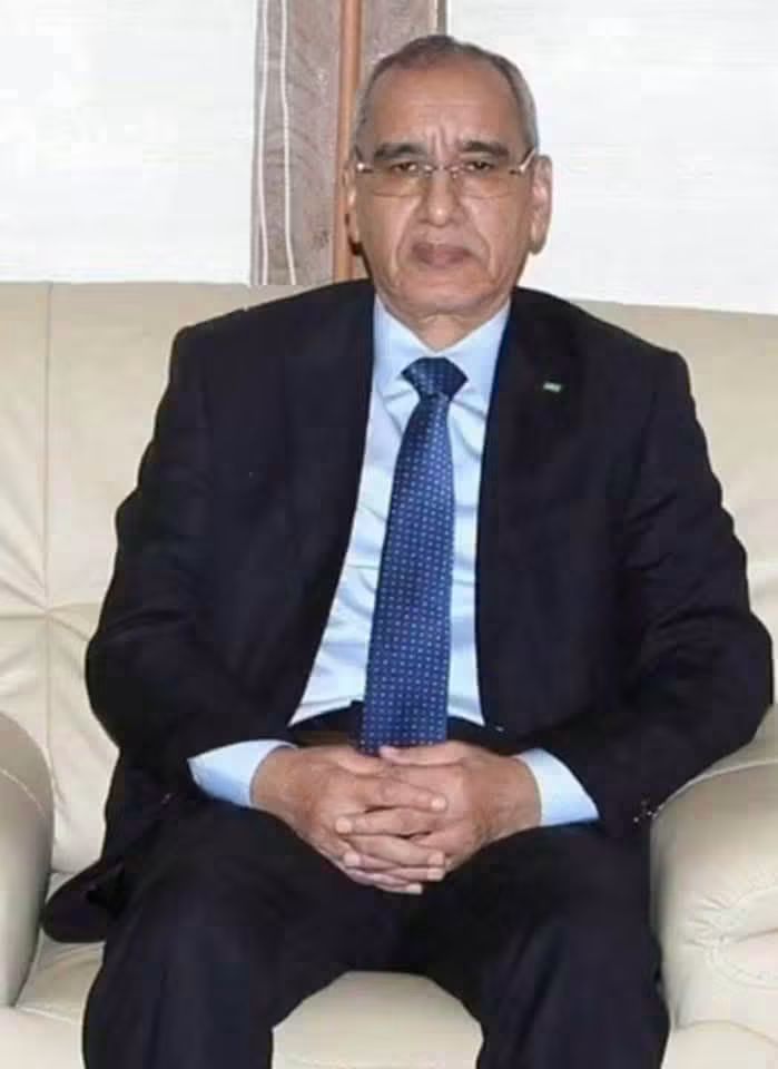 ولد محمد الأمين يستعرض حصيلة عمله بوزارة الداخلية ويشكر للرئيس الثقافة التي منحه