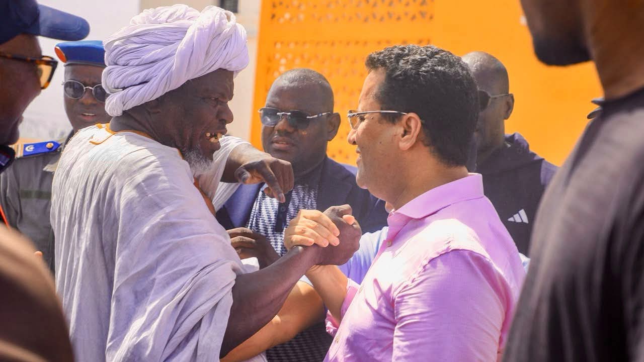 ولد اجاي يتابع وضعية التزويد بالمياه خلال زيارات ميدانية لنواكشوط